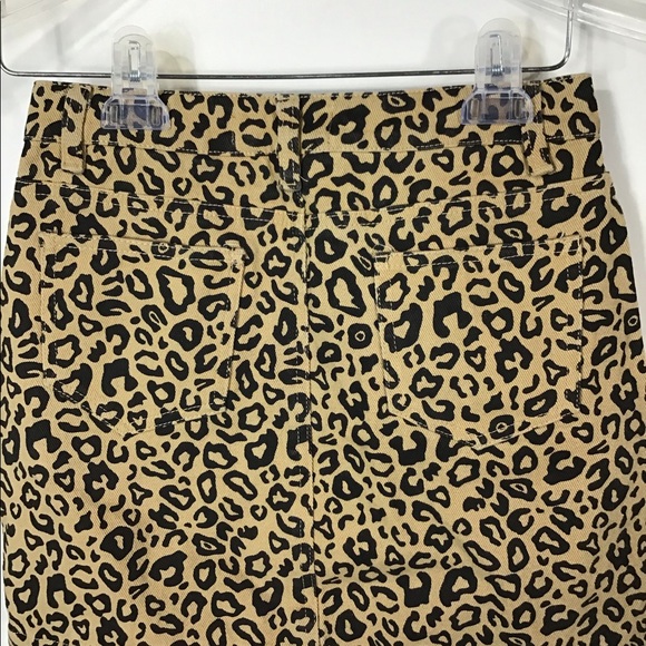 Caren Forbes | Cheetah Print Denim Skirt~S - Picture 4 of 6